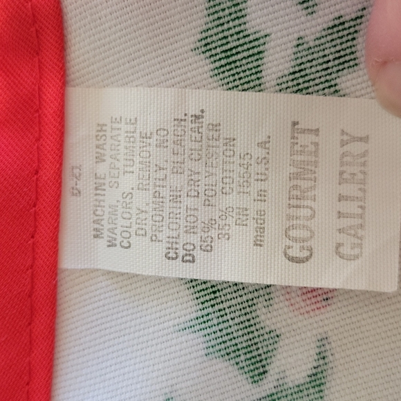 Vintage Christmas apron - Picture 3 of 3